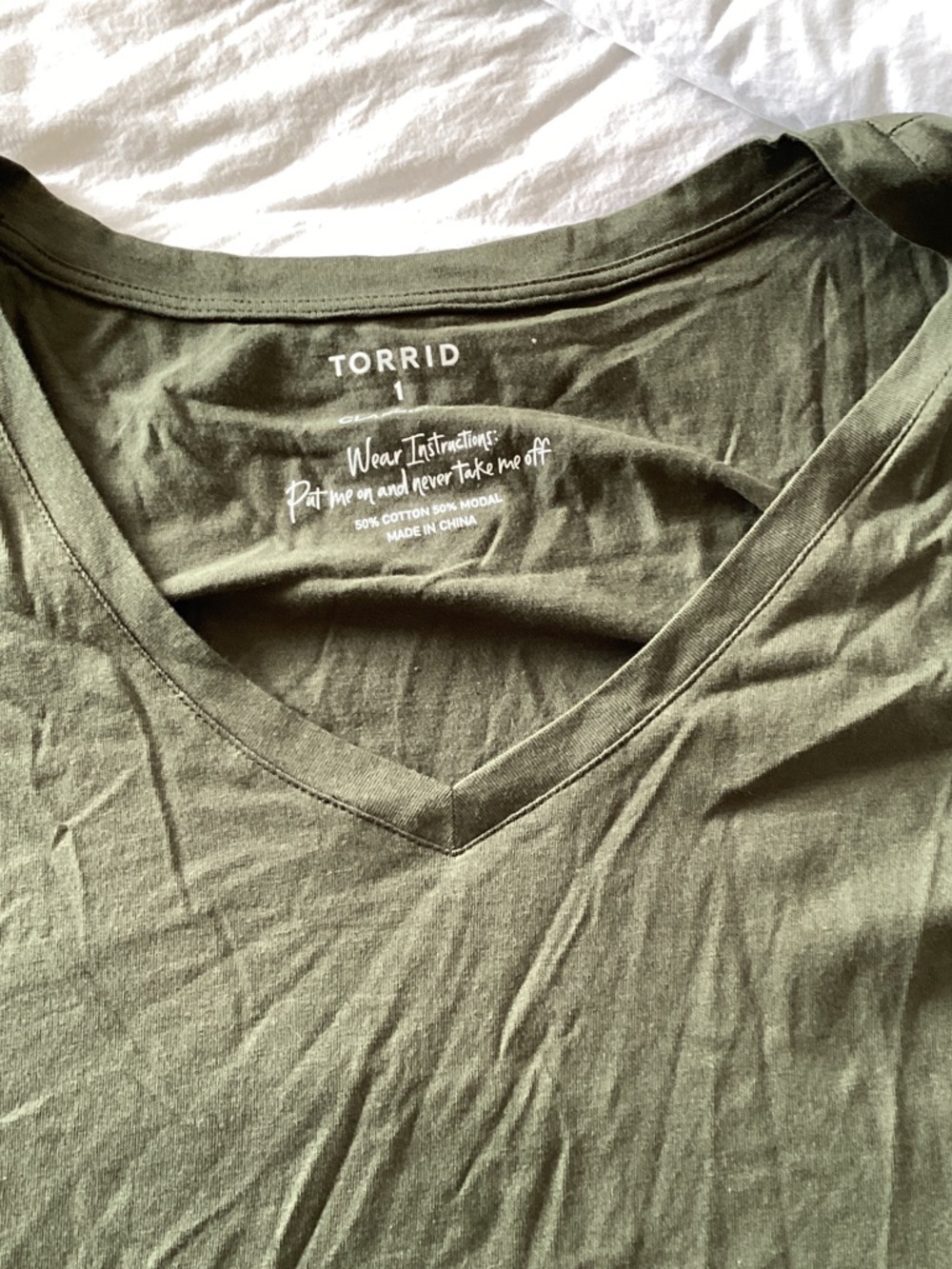 torrid Olive Green V-Neck Short Sleeve Tee - Picture 2 of 3